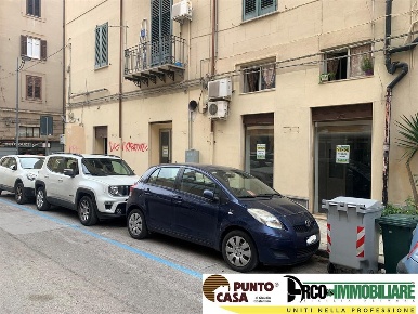 Foto Negozio in Via Giacomo Cusmano, Palermo Politeama - Ruggiero Settimo