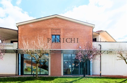 Foto Negozio a Asciano di 210 m² con 2 locali in vendita