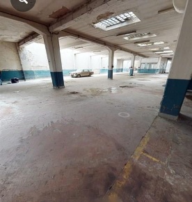 Foto Magazzino a Firenze di 2500 m² con 1 locali in vendita