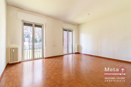 Foto Ufficio in via Kennedy, San Donato Milanese Centro di 134 m²