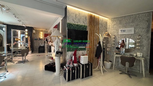Foto Laboratorio in Via Pozzallo, Ragusa Marina di Ragusa Centro di 97 m²