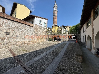 Foto Ufficio in VIA BISSOLOTTI, Palazzolo sull'Oglio Centro di 92 m²