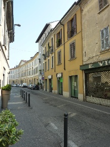 Foto Negozio in Via Zucchi, Monza Centro Storico di 145 m² con 4 locali