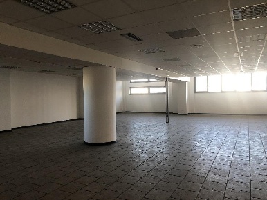 Foto Ufficio a Milano di 360 m² in affitto