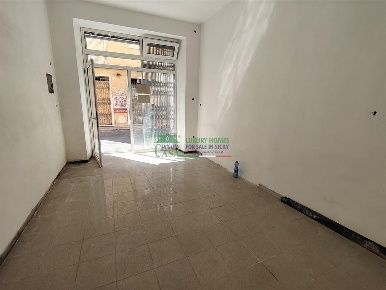 Foto Locale commerciale in Via Attilio Regolo, Comiso Centro di 22 m²