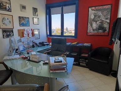 Foto Ufficio a Desio di 90 m² con 3 locali in affitto