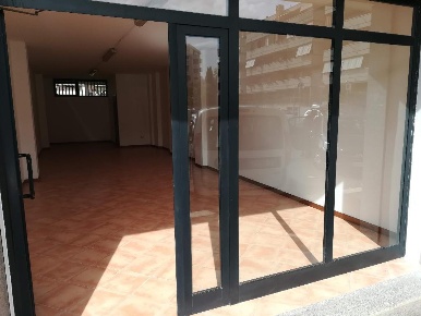 Foto Negozio in Via Giorgio de Lullo, Roma Malafede di 63 m² con 1 locali