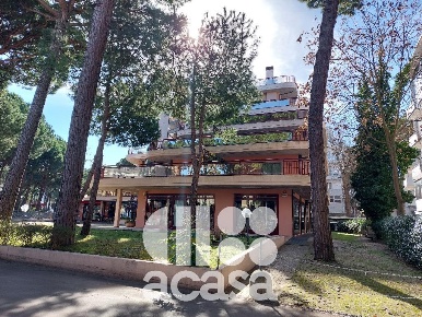 Foto Negozio a Cervia Milano Marittima di 55 m² con 2 locali in vendita