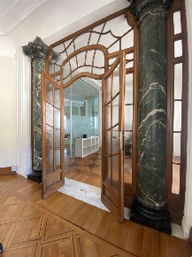 Foto Ufficio in Via Pietro Cossa, Milano Palestro di 390 m² con 9 locali