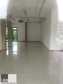 Foto Negozio a Curtatone di 100 m² con 2 locali in affitto