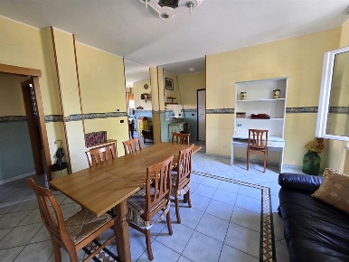 Foto Appartamento a Gela di 85 m² in vendita