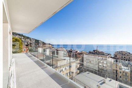 Foto Attico a Alassio Via Solva, Santa Croce di 100 m² con 4 locali