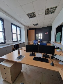 Foto Ufficio a Vicenza Ferrovieri - Sant'Agostino di 154 m² con 5 locali