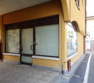 Foto Negozio in via G. Matteotti, Cornate d'Adda Centro di 107 m²