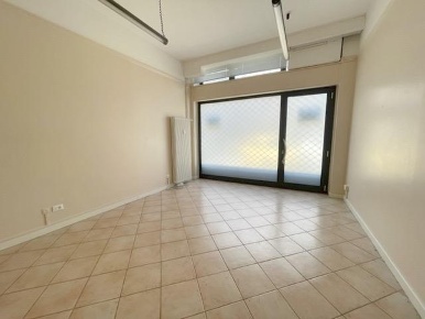 Foto Negozio a Ravenna di 71 m² con 3 locali in affitto