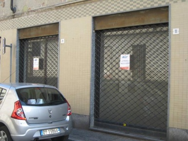 Foto Negozio in Via Roma, Meda di 70 m² con 2 locali in affitto