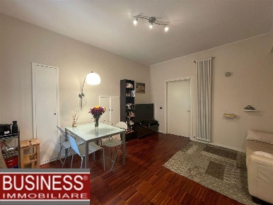 Foto Appartamento in Via Cesare Balbo, Milano Bocconi di 50 m² con 2 locali