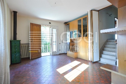Foto Casa indipendente in via cattaneo, Fusignano Centro di 317 m²