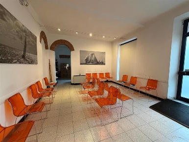 Foto Negozio a Vaprio d'Adda di 80 m² con 3 locali in vendita