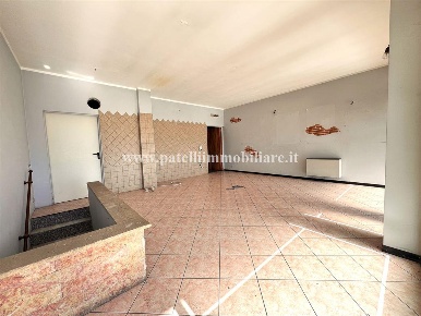 Foto Ufficio in via roma, Albino Centro di 142 m² con 1 locali in vendita