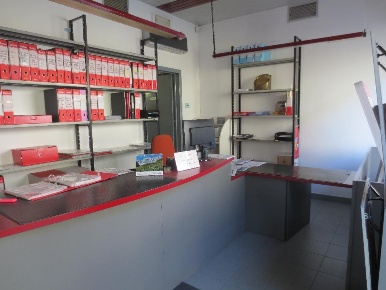 Foto Negozio in Via Aliprandi, Lissone Centro Storico di 110 m² in vendita