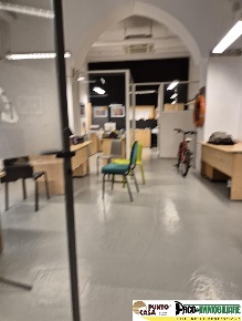 Foto Negozio in Piazza Santa Chiara, Palermo Cassaro di 142 m² con 8 locali
