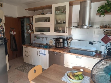 Foto Appartamento a Cernobbio di 100 m² con 4 locali in vendita