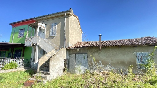 Foto Case semi ndipendenti a Cesenatico Sala di 120 m² con 5 locali