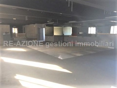 Foto Locale commerciale a Vicenza Ferrovieri - Sant'Agostino di 550 m²