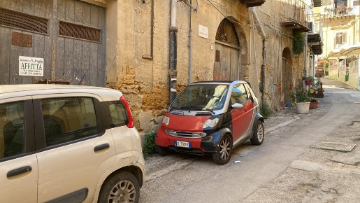 Foto Magazzino in Giambertone, Agrigento Centro Storico di 44 m² in vendita