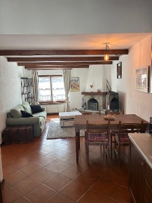 Foto Appartamento in VIA ROMA, Oulx Centro di 65 m² con 2 locali in affitto