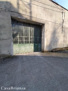 Foto Laboratorio in Via Viganò, Triuggio Centro di 900 m² con 2 locali