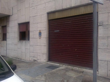 Foto Negozio a San Vittore Olona di 88 m² con 3 locali in vendita