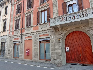 Foto Ufficio in VIA MAZZINI, Vimercate Semicentro di 72 m² con 1 locali