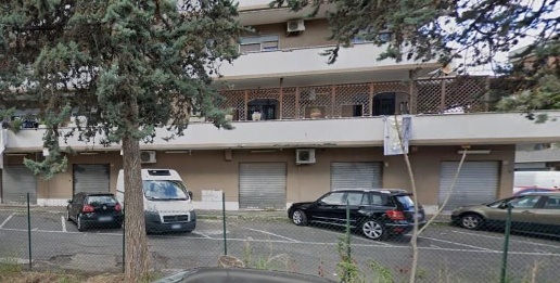 Foto Negozio in VIA MARCHESA DI BAROLO, Roma Ponte Mammolo di 208 m²