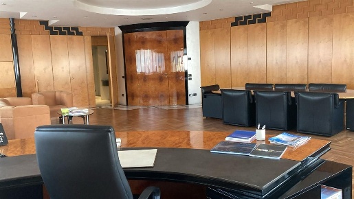 Foto Ufficio a Cinisello Balsamo di 500 m² in affitto