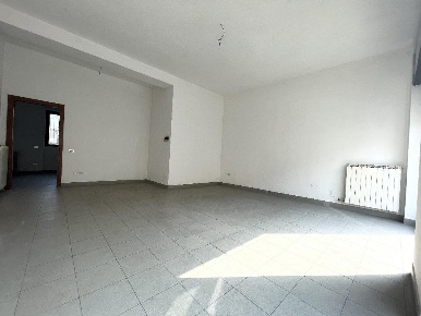 Foto Negozio in fagnani, Sedriano Centro di 60 m² con 1 locali in vendita