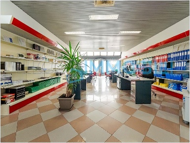 Foto Negozio in corso martiri della liberazione, Lecco Pescarenico