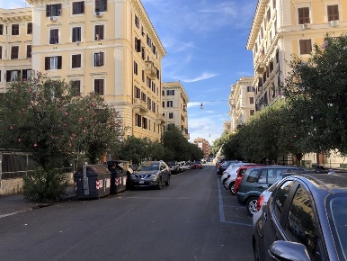 Foto Negozio in Via Alessandro Scarlatti, Roma Pinciano - Villa Ada