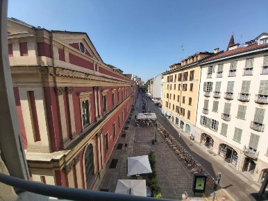 Foto Appartamento in Via Festa del Perdono, Milano Missori di 105 m²