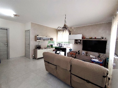 Foto Casa indipendente in Via Galileo Galilei, Comiso Centro di 215 m²