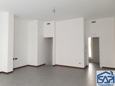 Foto Negozio a Seregno Umberto I - Garibaldi di 79 m² in affitto