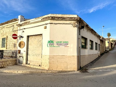 Foto Negozio a Scicli Donnalucata di 80 m² con 2 locali in vendita