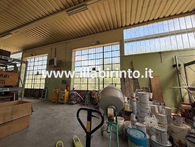 Foto Capannone industriale a Faenza di 594 m² in vendita