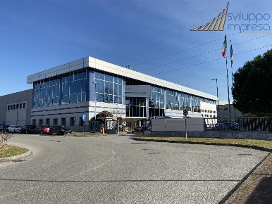 Foto Ufficio in viale Gian Battista Stucchi, Monza Amati - Stadio