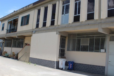 Foto Laboratorio a Certaldo di 491 m² con 7 locali in vendita