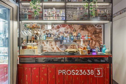 Foto Bar in VIA MAMELI, Parma Centro Storico di 59 m² con 3 locali