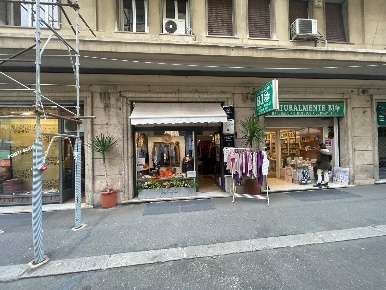Foto Locale commerciale in Via Fiasella, Genova Quadrilatero di 36 m²