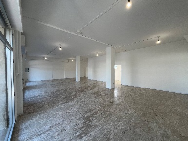 Foto Locale commerciale in Via Pietro Nenni, San Giovanni Teatino Sambuceto