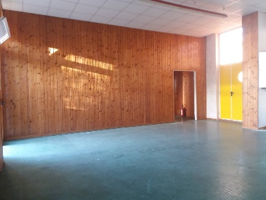 Foto Attività commerciale in di vittorio, San Giuliano Terme di 120 m²